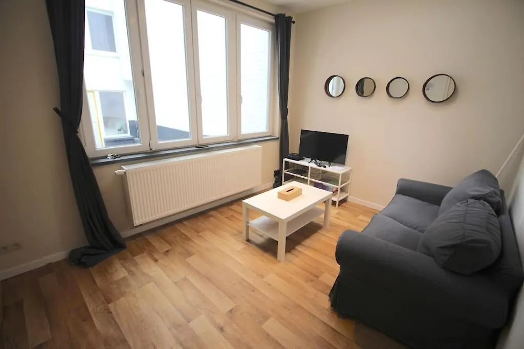 Charmant Appart 2 Ch Avec Terrasse En Centre Ville Liege 0*,  Belgium